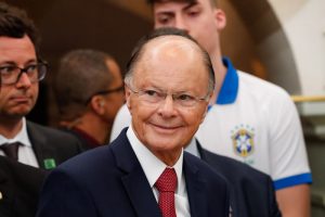 Estelionato religioso